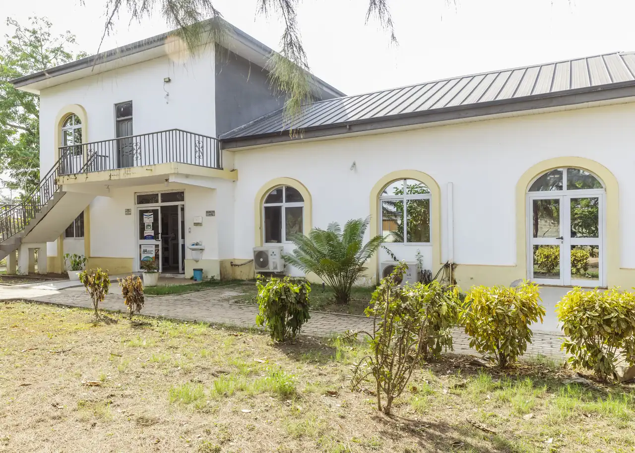 Oak Tree Medical Services clinic building in Cape Coast, Ghana